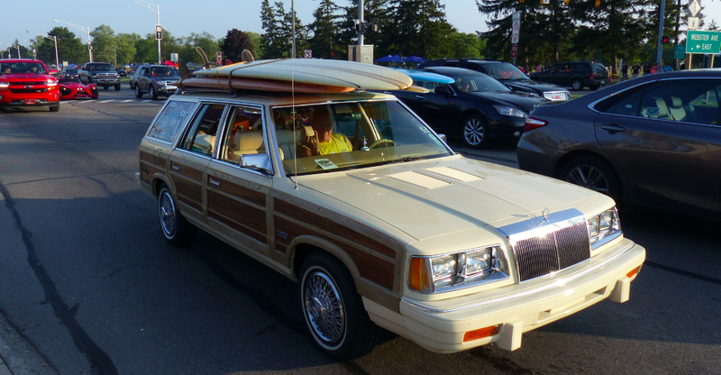Illustration for article titled Wacky, Junky, Downright Gorgeous: Here Are The Coolest Cars I Saw At The Woodward Dream Cruise